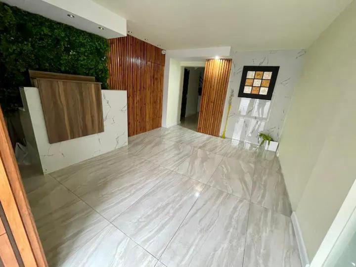 Kpm Downtown Apartments Bucharest Luaran gambar