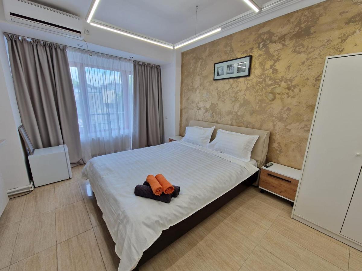 Kpm Downtown Apartments Bucharest Luaran gambar